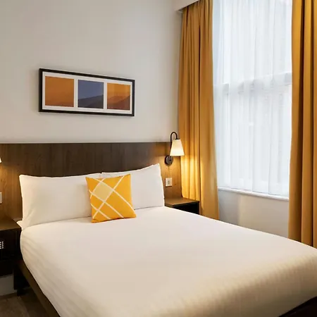 Four Points Flex By Sheraton London Kensington Olympia-2